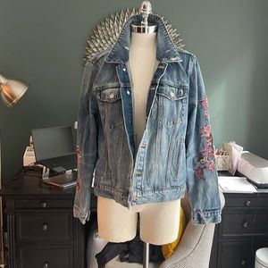 NWOT- Lucky Brand denim jacket with embroidery